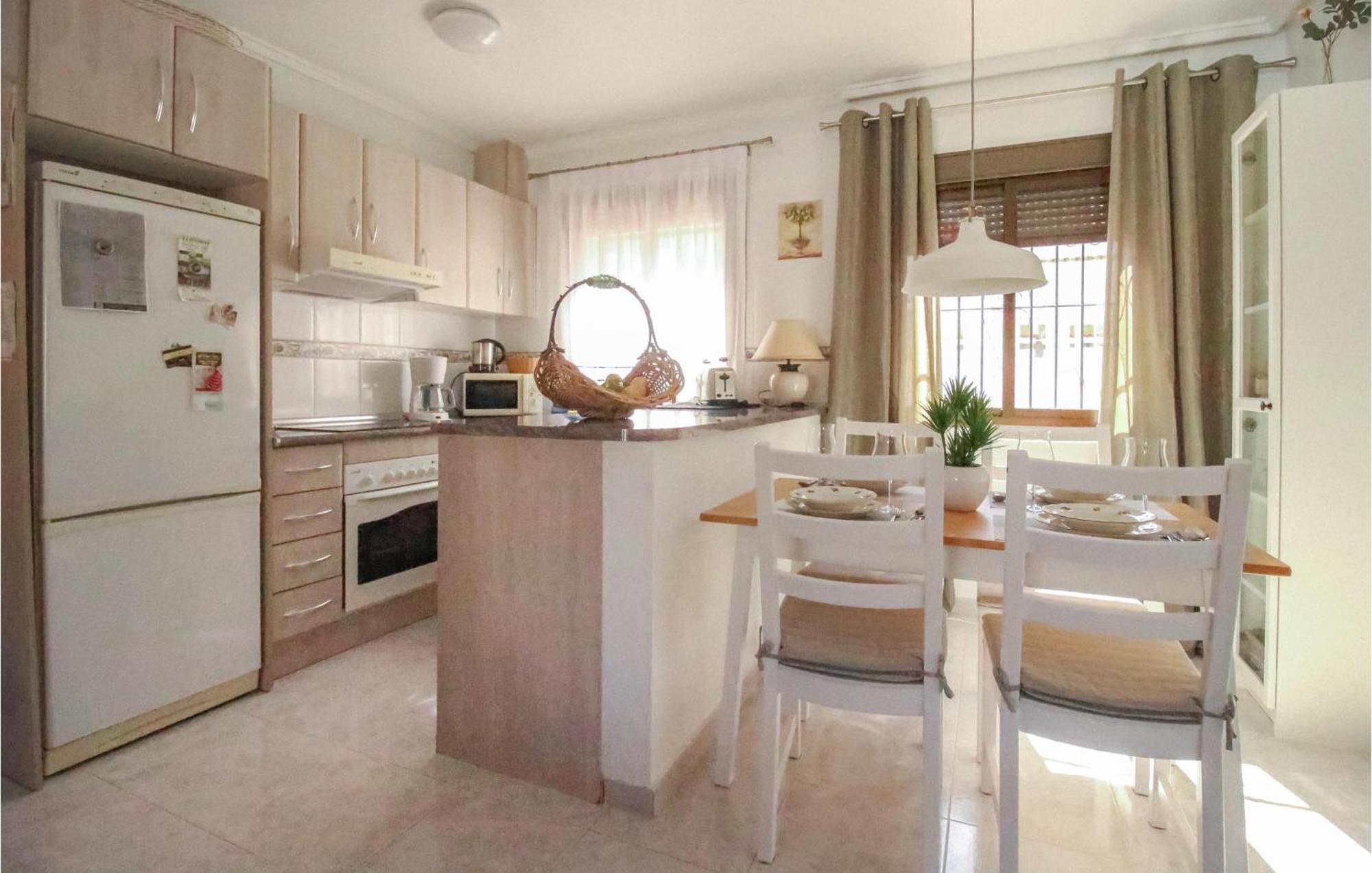 Amazing Apartment In Rojales With Kitchenette Eksteriør bilde